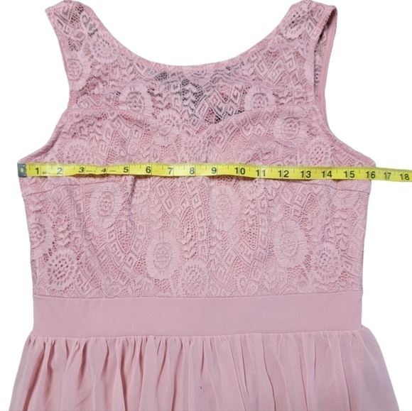 Sleeveless Blush Pink Lace Top A-Line Chiffon Formal Gown - Picture 12 of 15